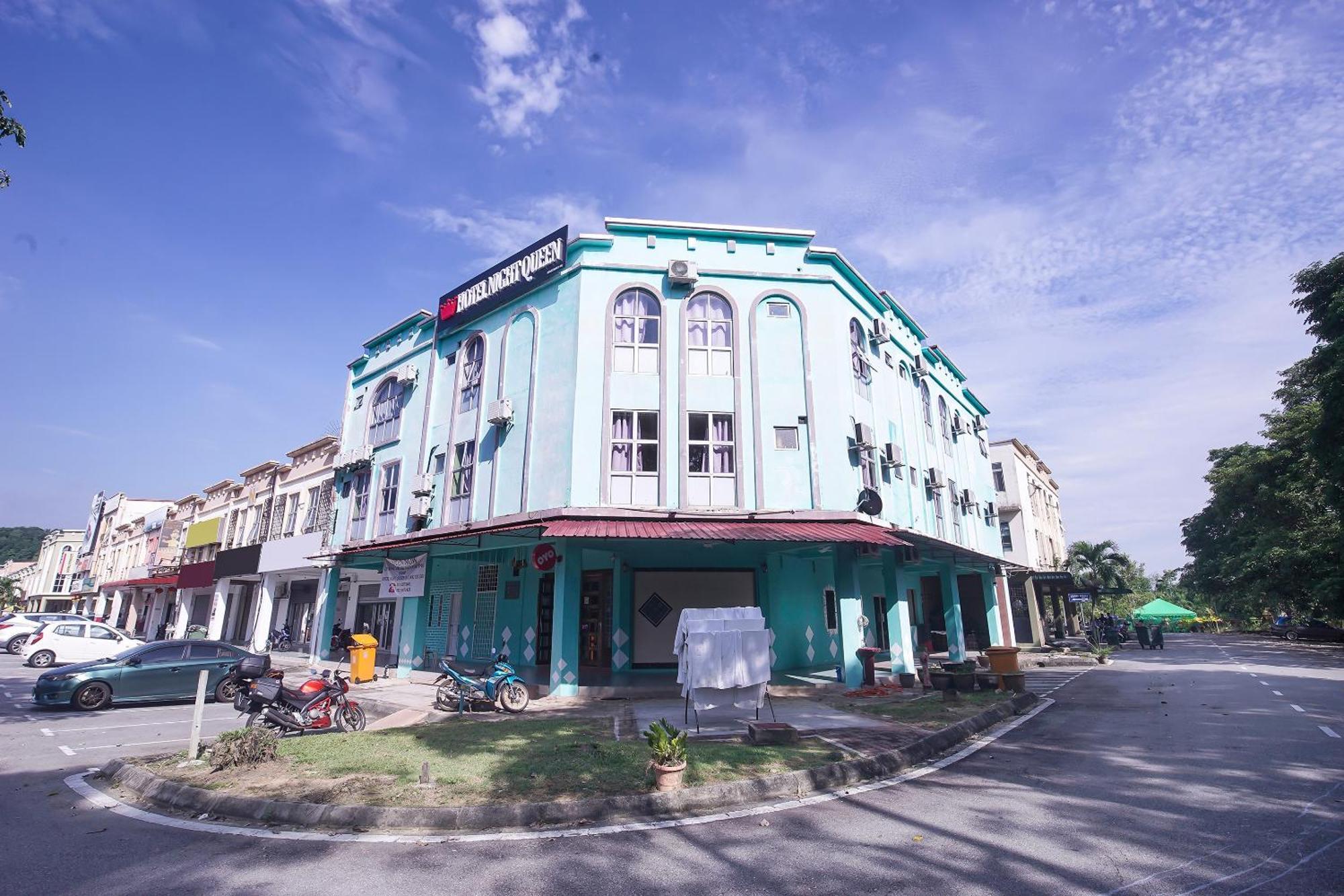 Hotel Night Queen Salak Tinggi Sepang Eksteriør bilde